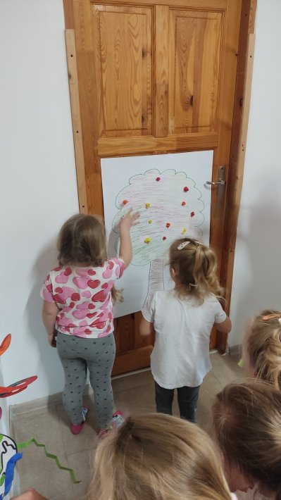 Okładka albumu: Małe Miłe Czwartki - Dzień Drzewa 2025